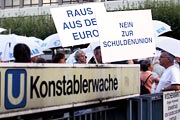 Euro-Protest auch in Frankfurt auf der Straße