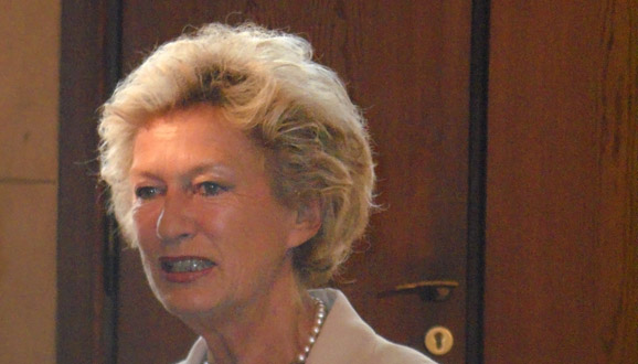 Frankfurts derzeit größtes Schuldenproblem heißt Petra Roth