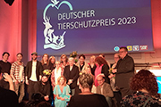 Deutscher Tierschutzpreis für Gudrun Stürmer