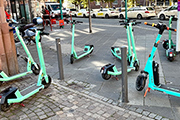 Leih-E-Scooter komplett aus Frankfurt verbannen