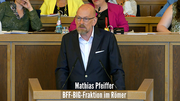 Arroganz als Wegbereiter des „Suchthilfezentrums“