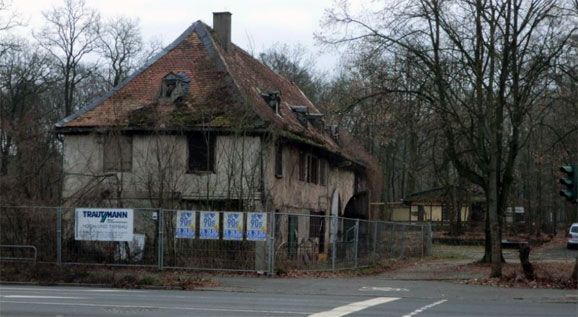 Grüne Versager schaffen grüne Ödnis am Oberforsthaus