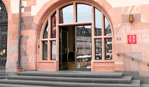 Regierungskoalition schmückt sich mit fremden Federn