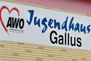  Videokamera, Schließanlage und - Gespräche