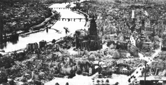 Gedenken an die Bombenopfer