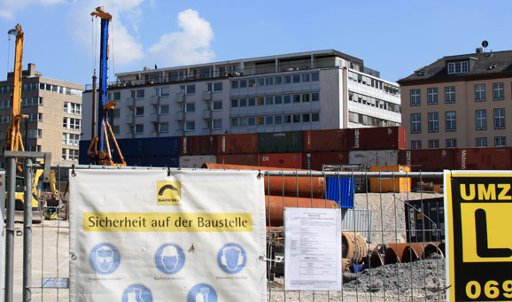 Beschäftigungsmöglichkeiten für Flüchtlinge schaffen