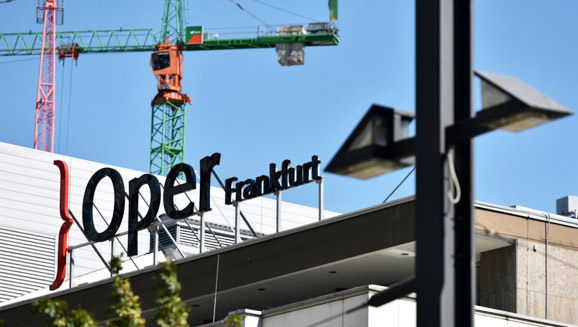 Magistrat „emanzipiert“ sich von Bühnenkosten