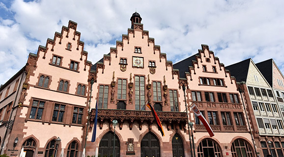 Frankfurt weiter auf Schuldenkurs
